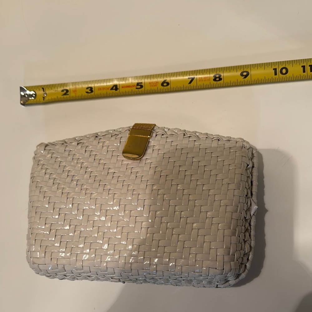 Chic Cream Woven Clutch with Gold Accent